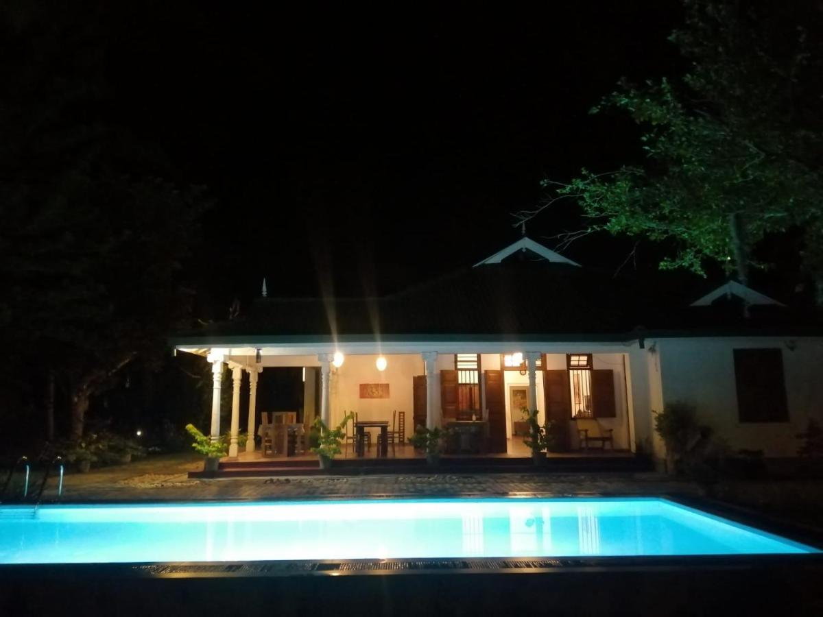 היקדואה Tranquility Guest House מראה חיצוני תמונה