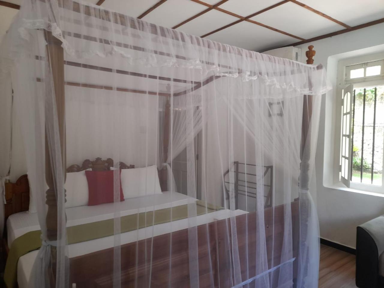 היקדואה Tranquility Guest House מראה חיצוני תמונה