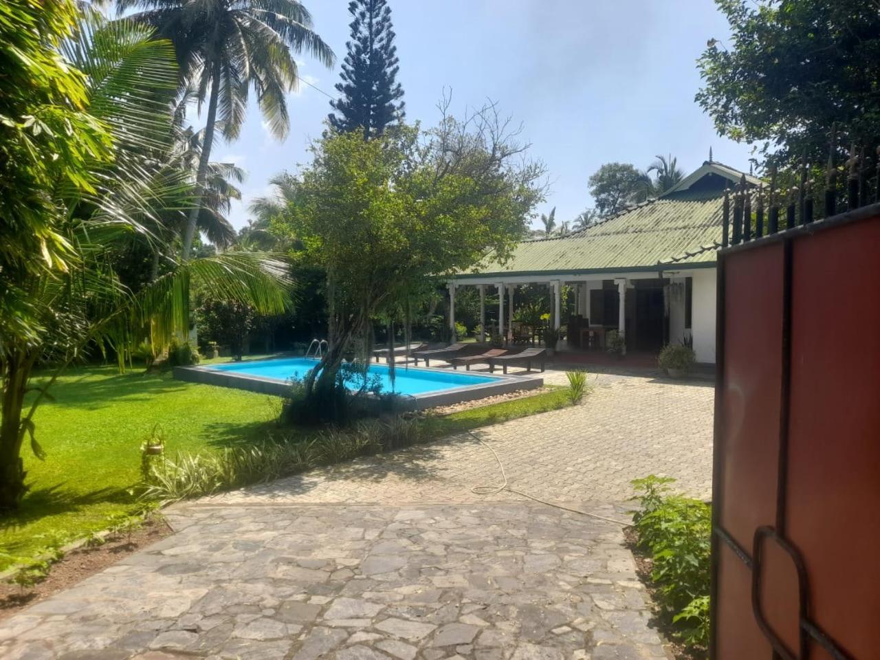 היקדואה Tranquility Guest House מראה חיצוני תמונה