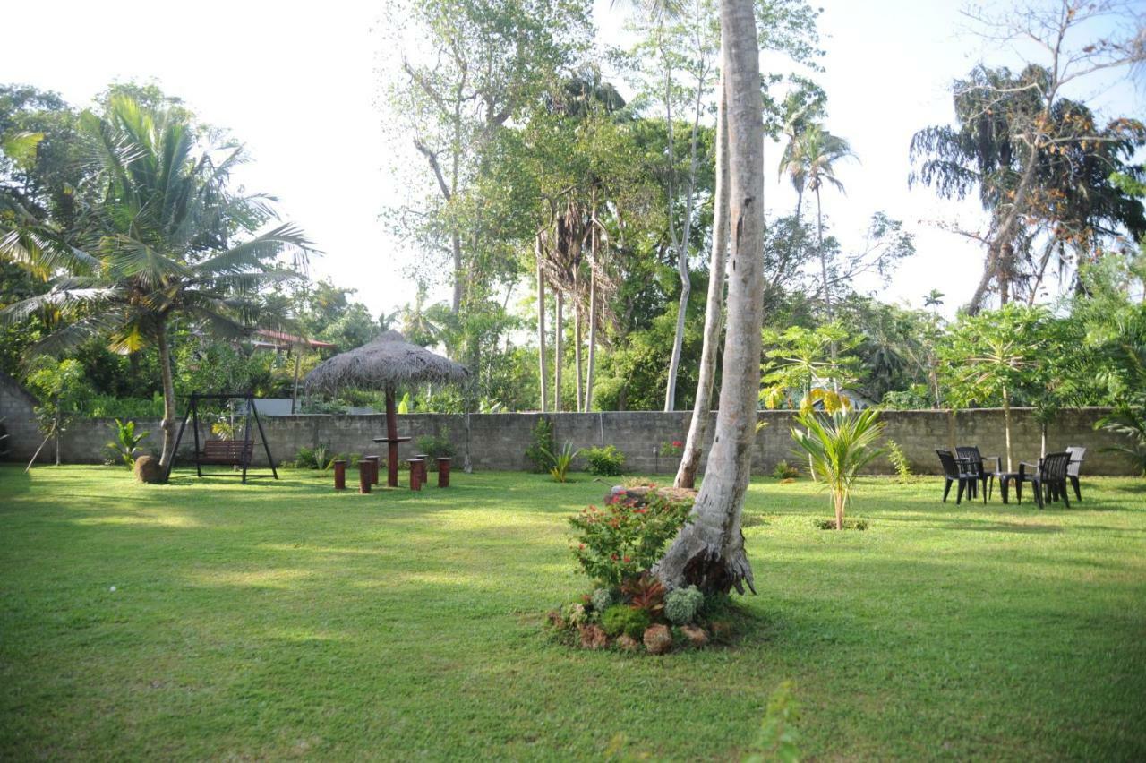 היקדואה Tranquility Guest House מראה חיצוני תמונה