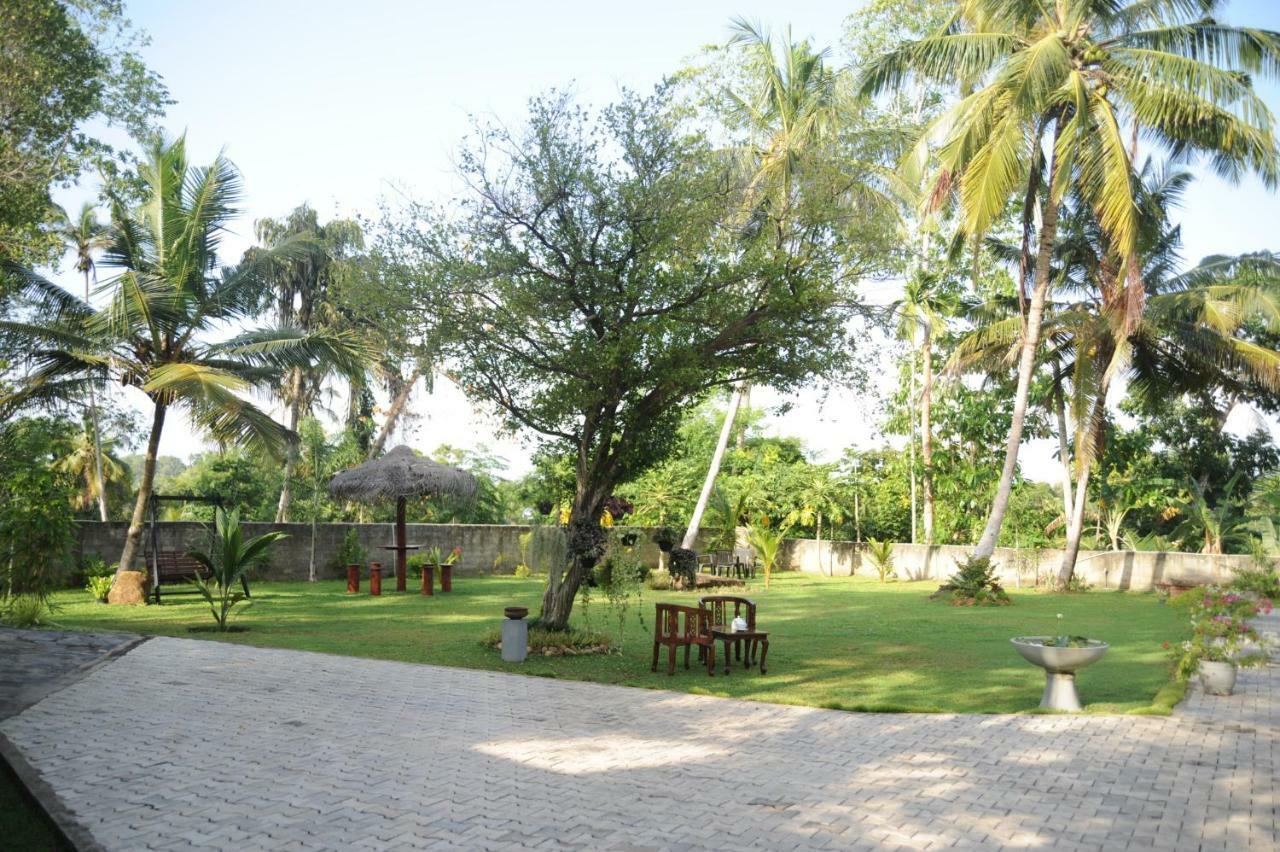 היקדואה Tranquility Guest House מראה חיצוני תמונה